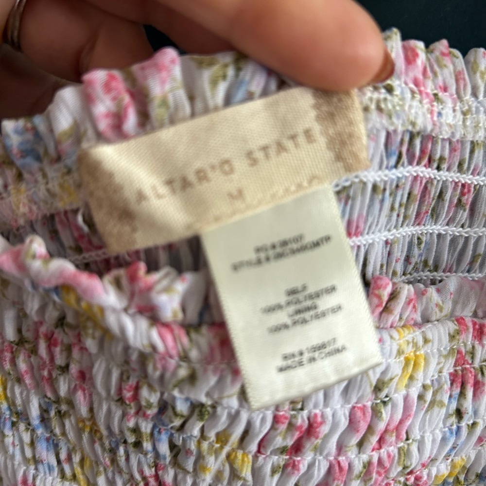 Altar ‘d state dress - Picture 4 of 8